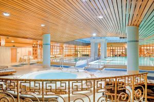 hotel, piscina, terme, budapest, ungheria, centro termale, benessere